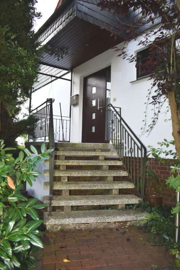 Immobilie in Gleichen - Klein Lengden: Bezugfreies und großzügiges Einfamilienhaus, Terrasse und Garten gen Süden – Ortsrand - Bild 2