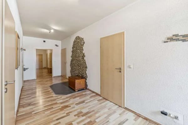 Immobilie in Rehburg-Loccum - Historisches Wohnhaus mit großzügigem Ausbaupotenzial - Bild 2