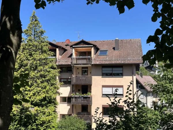 Immobilie in Unterreichenbach - Top-gepflegt & bezugsfertig: 3-Zi.-Wohnung mit Balkon in Unterreichenbach - Bild 0