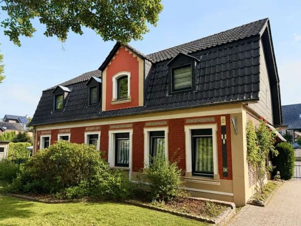 Immobilie in Geldern - Immobilie mit Potenzial: 3-Familienhaus in Geldern-Hartefeld - Bild 0