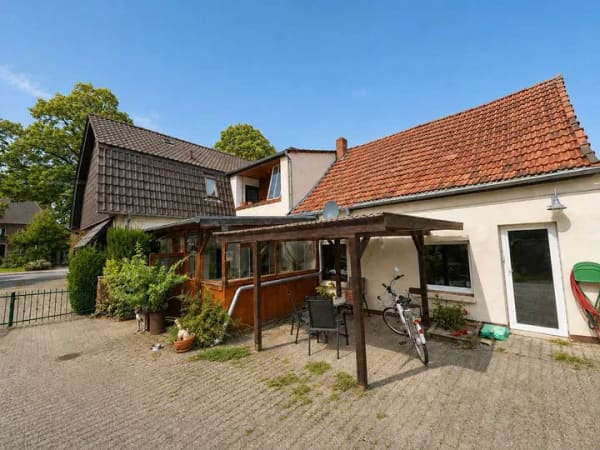 Immobilie in Geldern - Immobilie mit Potenzial: 3-Familienhaus in Geldern-Hartefeld - Bild 1