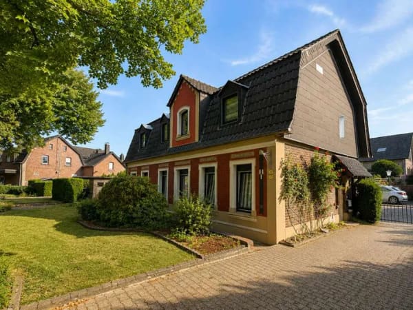 Immobilie in Geldern - Immobilie mit Potenzial: 3-Familienhaus in Geldern-Hartefeld - Bild 2
