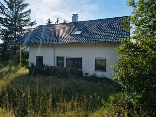 Immobilie in Löwenstein - "Familienfreundliches Ein- bis Zweifamilienhaus in Aussichtslage von Löwenstein" - Bild 0