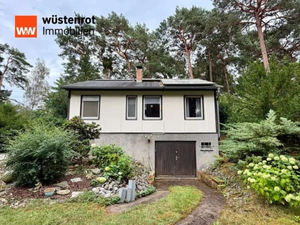 Immobilie in Teupitz - Idyllischer Wochenendbungalow am Wasser mit eigenem Steg & großem Waldgrundstück - Bild 0