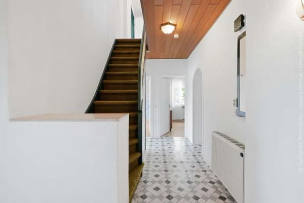 Immobilie in Westoverledingen - Viel Platz, viele Möglichkeiten – Wohnhaus mit zusätzlicher Einheit auf 2.578 m² Grundstück - Bild 2