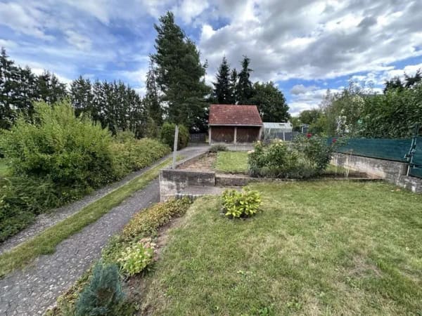 Immobilie in Werra-Suhl-Tal - Vitales Einfamilienhaus mit Doppelgarage, Terrasse & Garten - Bild 3