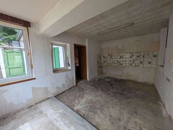 Immobilie in Aldenhoven - Ihre Chance zur Neugestaltung – Sanierungsbedürftiges Einfamilienhaus mit Ausbaupotenzial! - Bild 3