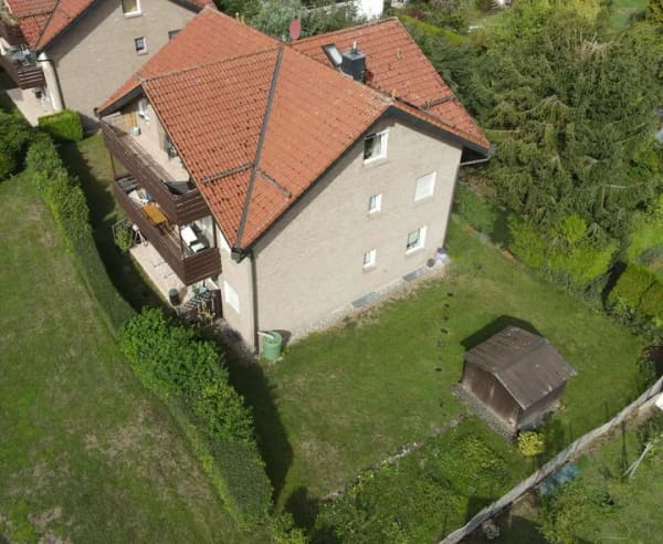 Immobilie in Braunfels - Gepflegtes 3-Familienhaus in attraktiver Lage von Braunfels – voll vermietete Kapitalanlage - Bild 2