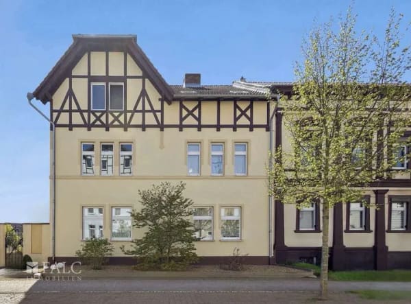Immobilie in Gardelegen - Provisionsfrei. Mehfamilienhaus in zentrumsnaher Lage – vermietet, gepflegt & flexibel nutzbar! - Bild 1