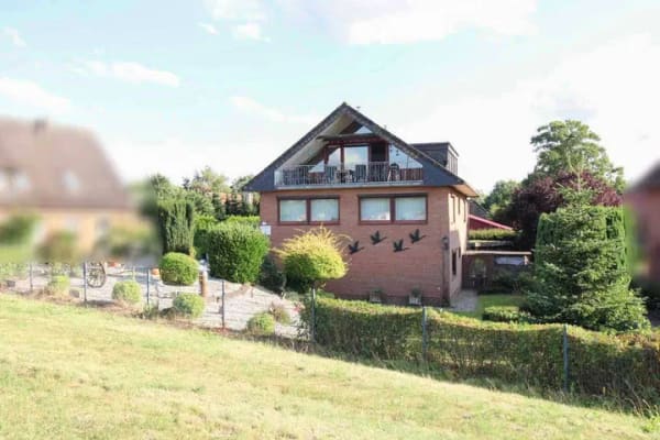 Immobilie in Hohnstorf (Elbe) - Elbblick inklusive - großzügiges Zuhause mit vielseitigen Nutzungsmöglichkeiten - Bild 3