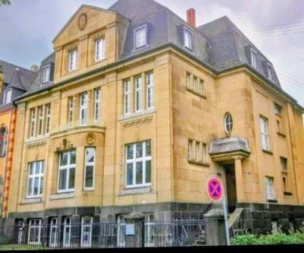 Immobilie in Mayen - Historisches Gebäude mit Geschichte in Frontlage am St.-Veit-Park in Mayen - Bild 0