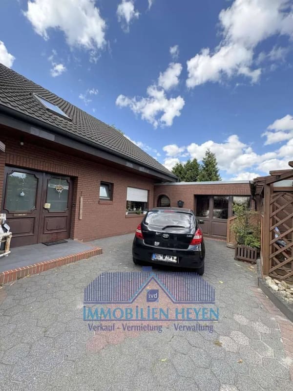 Immobilie in Papenburg - Zwei Häuser in bevorzugter Lagen von Papenburg am Untenende - Bild 2