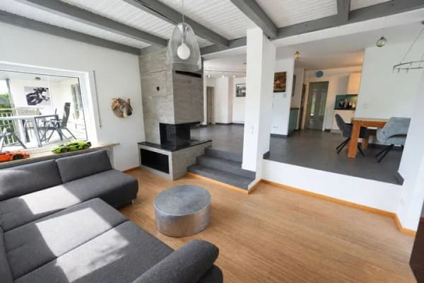 Immobilie in Weitramsdorf - Ihr Traumhaus mit schönem Garten und herrlichem Fernblick in Weitramsdorf bei Coburg - Bild 3
