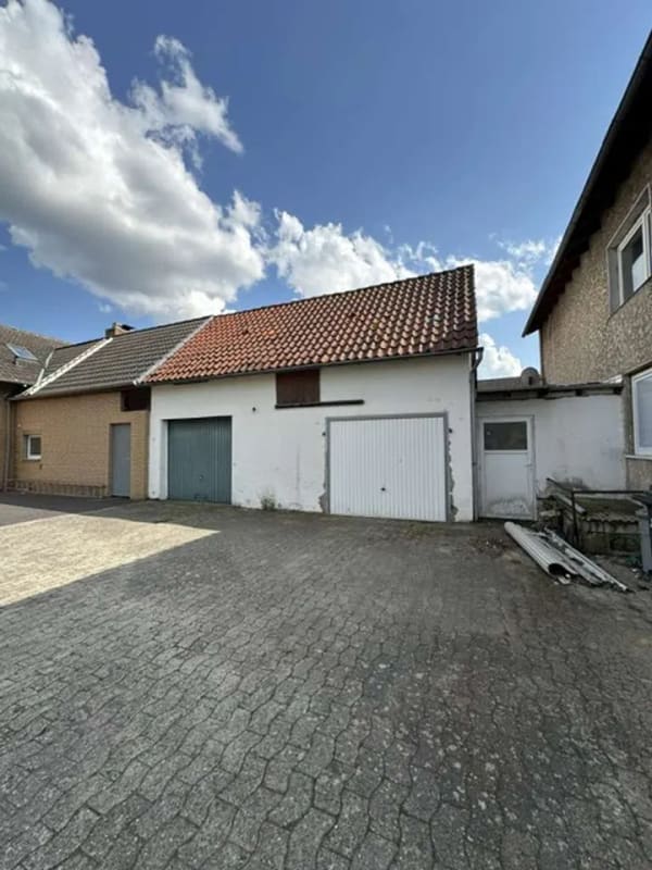 Immobilie in Königslutter am Elm - Raumwunder für genug Freiraum:  Zweifamilienhaus in Ochsendorf - Bild 2