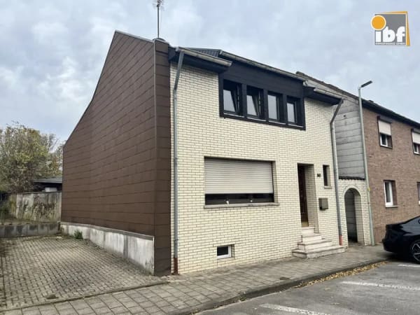 Immobilie in Aldenhoven - +++ IBF Immo +++ Freist. EFH mit Stellplatz und Garten mit viel Potential für Handwerker! - Bild 0