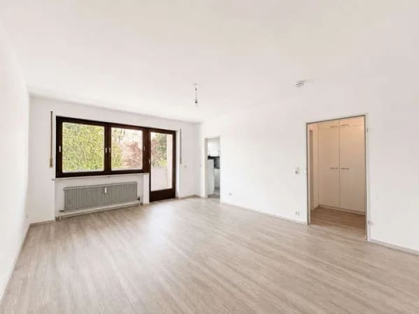 Immobilie in Olching - Attraktives 1-Zimmer-Apartment mit Einbauküche und Balkon in Neu-Esting - Bild 2