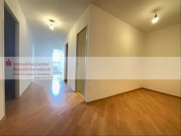 Immobilie in Durmersheim - Attraktives Wohnen mit Weitblick und besonderen Annehmlichkeiten - 4-Zimmer-ETW in Durmersheim - Bild 2