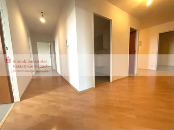 Immobilie in Durmersheim - Attraktives Wohnen mit Weitblick und besonderen Annehmlichkeiten - 4-Zimmer-ETW in Durmersheim - Bild 3