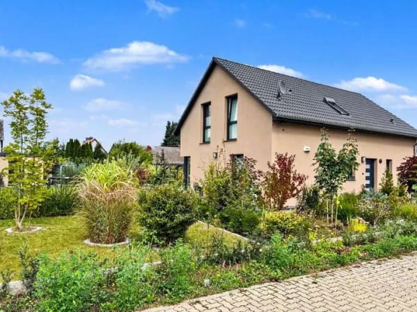 Immobilie in Räbke - Modernes, energieeffizientes Einfamilienhaus in begehrter Spielstraße in Räbke - Bild 1