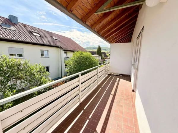 Immobilie in Schallstadt - Bezugsfrei - Traumhafte 2,5-Zimmerwohnung in zentraler Lage in Schallstadt-Wolfenweiler - Bild 3