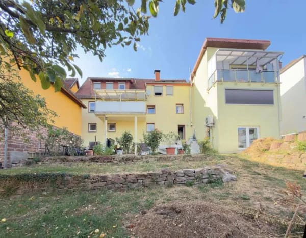 Immobilie in Neckargemünd - Familienleben mit Freiraum: Zweifamilienhaus auf weitläufigem Grundstück - Bild 1