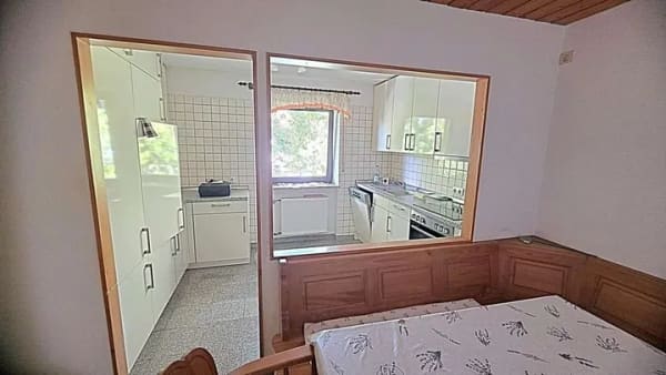 Immobilie in Waldkraiburg - Großzügige 5-Zimmer-Wohnung (wie ein eigenes Haus) - Bild 4