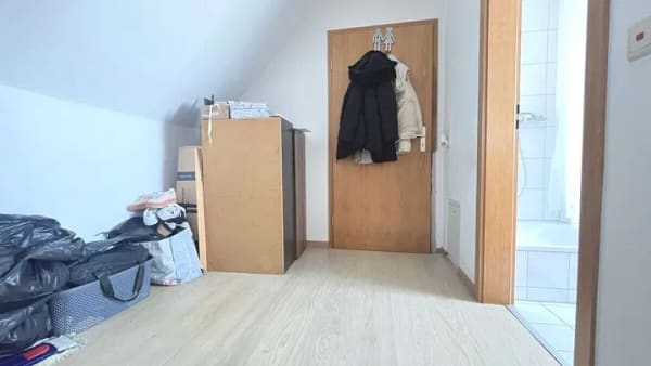 Immobilie in Vöhringen - *** 1-Zimmer-Dachgeschosswohnung im Herzen von Illerberg*** - Bild 1