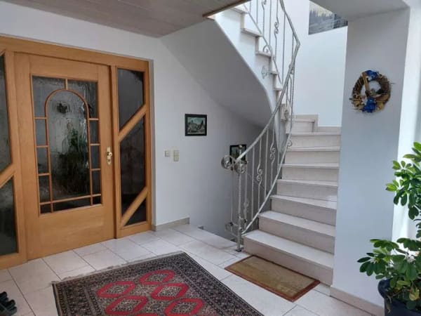 Immobilie in Asselfingen - Großzügiges Zweifamilienhaus in Asselfingen mit 245 m² Wohnfläche - Bild 3