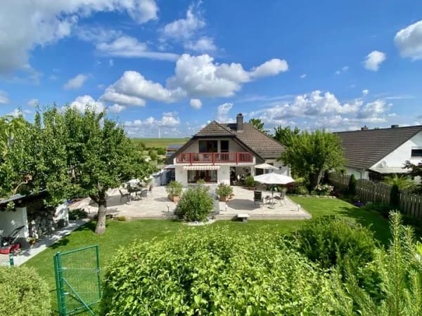 Immobilie in Bechtheim - Ein wunderschönes Zuhause auf 883 m² - Bild 0