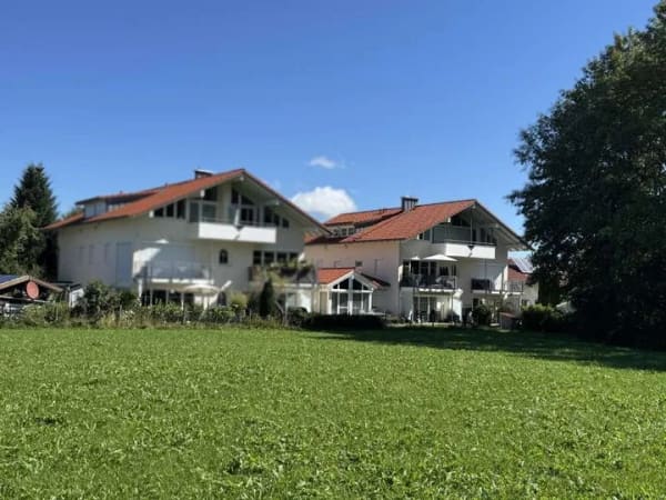 Immobilie in Wertach - Exklusive 4-Zimmer-Dachgeschosswohnung in Wertach / Oberallgäu - Bild 2