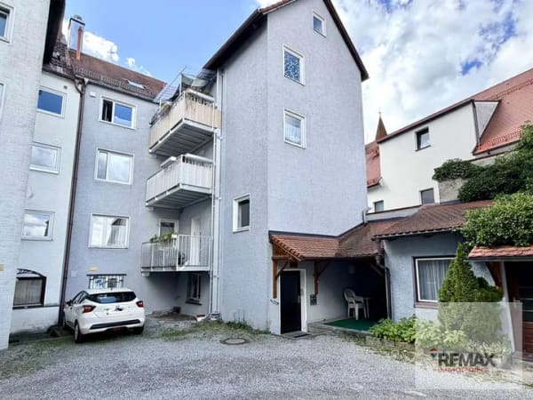 Immobilie in Kaufbeuren - 3-Zimmer-Wohnung in der Kaufbeurer Altstadt mit Balkon und Stellplatz - Bild 0