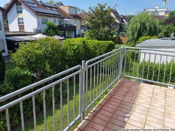 Immobilie in Edingen-Neckarhausen - Gepfl., sonnige Wohnung m. Balkon und TG-Stellplatz in Edingen-N'hsn.-3334076 - Bild 0