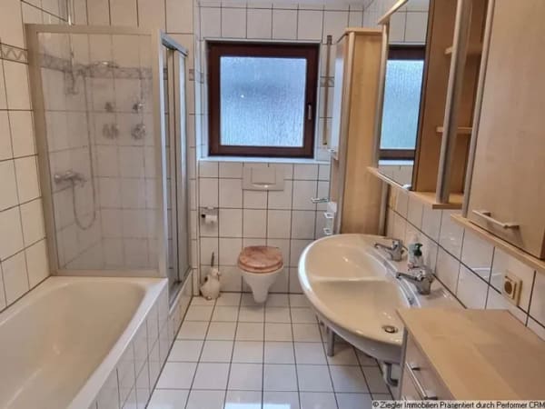 Immobilie in Edingen-Neckarhausen - Gepfl., sonnige Wohnung m. Balkon und TG-Stellplatz in Edingen-N'hsn.-3334076 - Bild 2