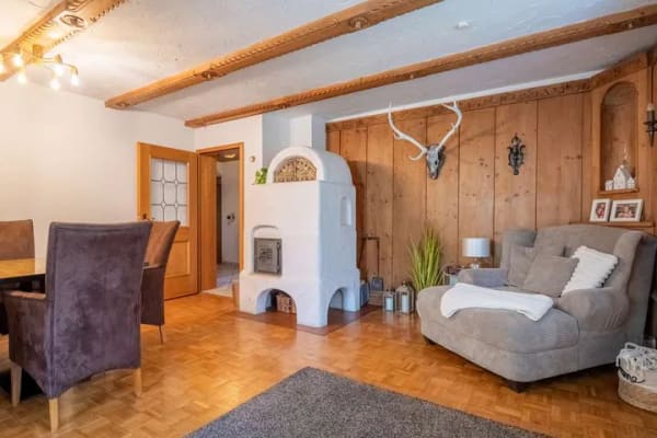 Immobilie in Ruhpolding - Vielfältige Nutzungsmöglichkeiten:
Zweifamilienhaus mit großzügigem Grundstück in naturnaher Lage - Bild 4