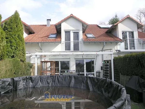 Immobilie in Baindt - Hell * Hübsch * Ruhige Randlage - Sehr gepflegtes Reihenmittelhaus mit Doppelcarport in Baindt ! - Bild 0