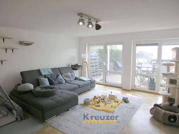 Immobilie in Baindt - Hell * Hübsch * Ruhige Randlage - Sehr gepflegtes Reihenmittelhaus mit Doppelcarport in Baindt ! - Bild 4