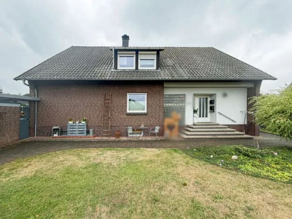 Immobilie in Sulingen - Ländlich und doch stadtnah! Schönes Zweifamilienhaus mit großem Garten in Vorwohlde zu verkaufen. - Bild 1