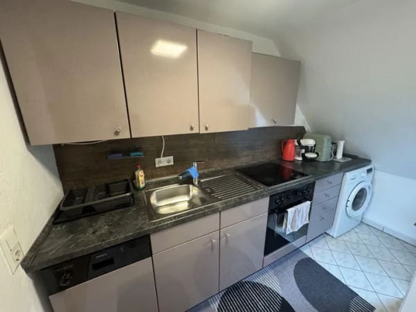 Immobilie in Mögglingen - 3-Zimmer DG-Wohnung inklusive Stellplatz & EBK - provisionsfrei - Bild 4
