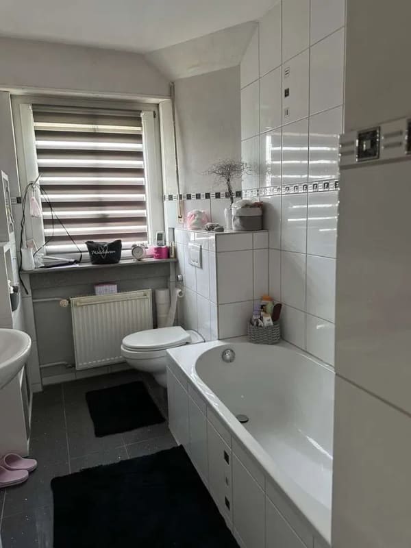 Immobilie in Lampertheim - Teilrenoviertes Dreifamilienhaus in ruhiger Lage von Hüttenfeld - Bild 4