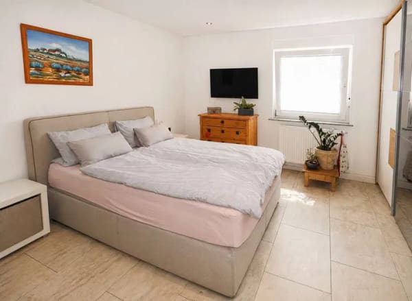 Immobilie in Abtsgmünd - Doppelhaushälfte mit Highlight - Ihr Gartenparadies auf 1.832m²! - Bild 2