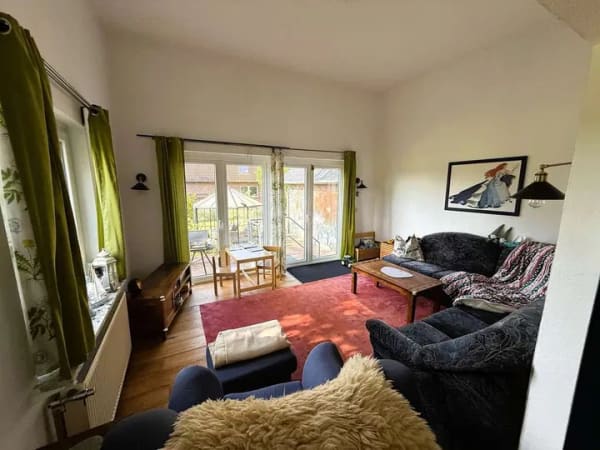 Immobilie in Nordenham - Großzügiges Zweifamilienhaus mit viel Platz und idyllischem Garten - Bild 3