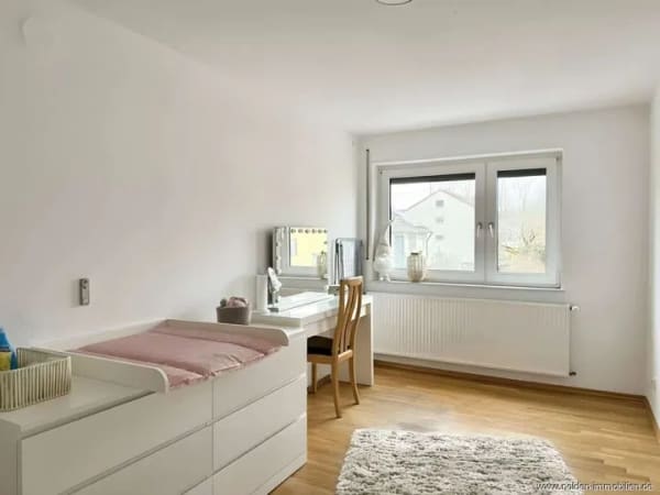Immobilie in Ladenburg - ***HELLES & MODERNES WOHNEN - MIT STELLPLATZ*** - Bild 2