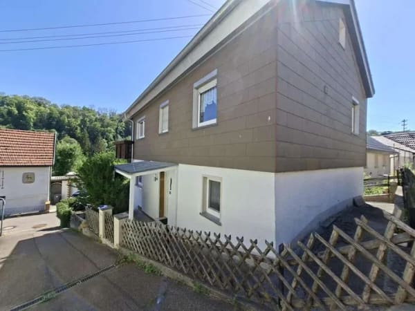 Immobilie in Giengen an der Brenz - Fernblick statt Kompromisse: Einfamilienhaus mit Potenzial in idyllischer Lage - Bild 0