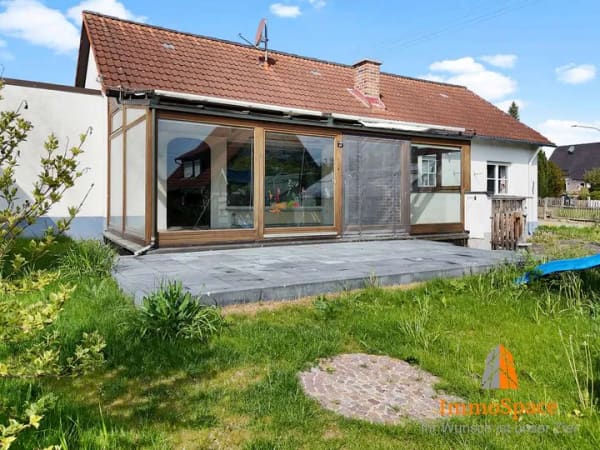 Immobilie in Horgau - ** Charmantes Zuhause mit XL-Garten, Wintergarten und vielseitigen Nutzungsmöglichkeiten!** - Bild 4