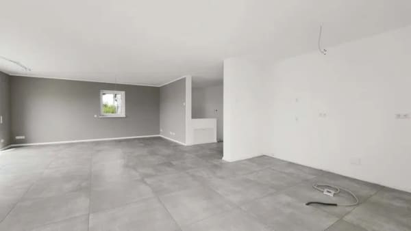 Immobilie in Geiselberg - Energieeffizienzklasse A+ - Erstbezug - Stadthaus mit Balkon, Terrasse und Doppelgarage - Bild 2