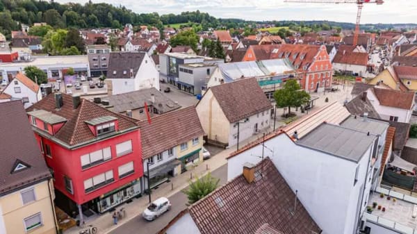 Immobilie in Mengen - Stadthaus mit vielseitigem Potenzial....
Mitten in Mengen! - Bild 4