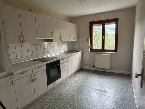 Immobilie in Durlangen - Mach was draus! Zweifamilienhaus in sehr ruhiger naturnaher Lage - Bild 4
