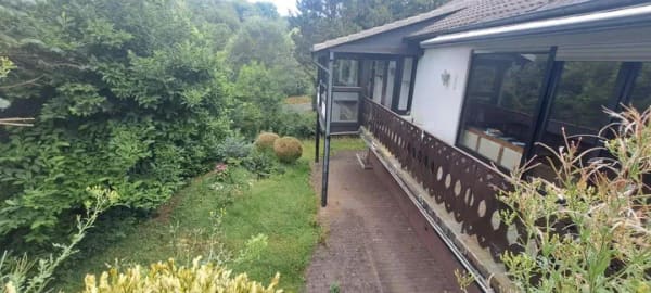 Immobilie in Finnentrop - Zweifamilienhaus mit großzügigem Garten und Garage - Ihr neues Zuhause in ruhiger Lage - Bild 3