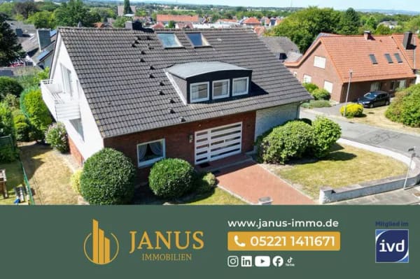 Immobilie in Hiddenhausen - Platz für zwei Generationen - großzügiges Zweifamilienhaus in ruhiger Waldrandlage - Bild 0