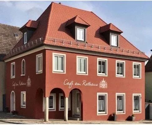 Immobilie in Ellingen - Neuwertiges Geschäftshaus in Ellingen - Bild 1
